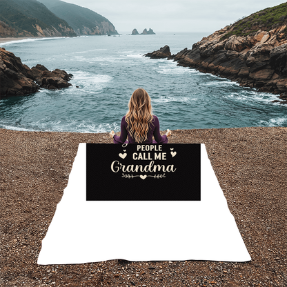 My Favorite People Call Me Grandma – Coral Fleece Blanket